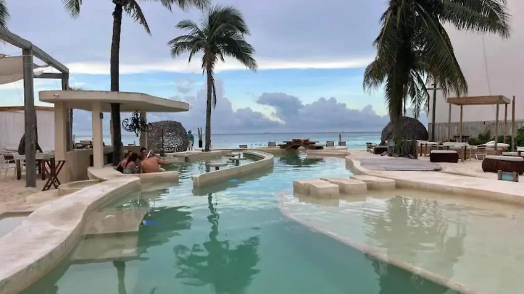 Nasim Condo Hotel Con Acceso Beach Club Gratis, Metros 5Th Avenida Playa del Carmen Aparthotel