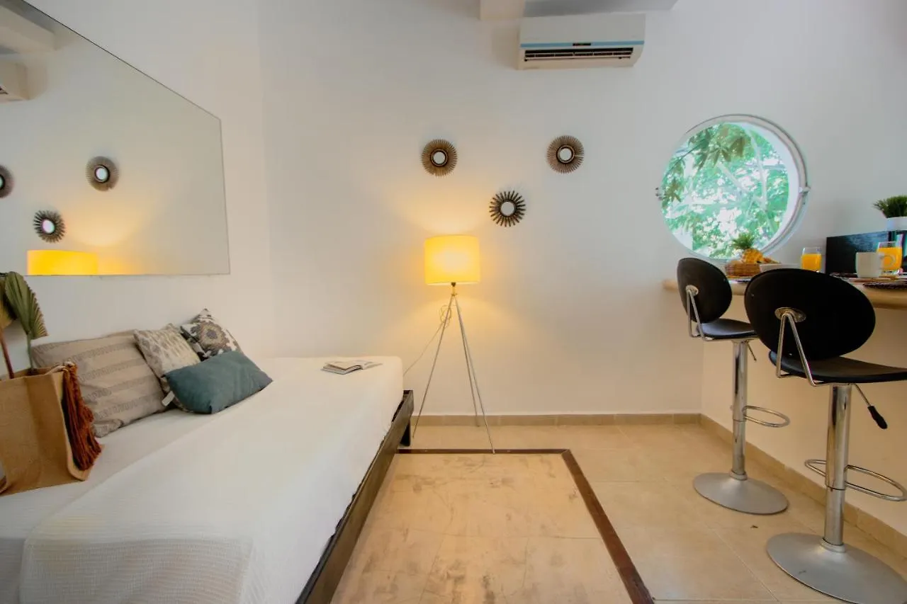 Nasim Condo Hotel Con Acceso Beach Club Gratis, Metros 5Th Avenida Playa del Carmen Aparthotel